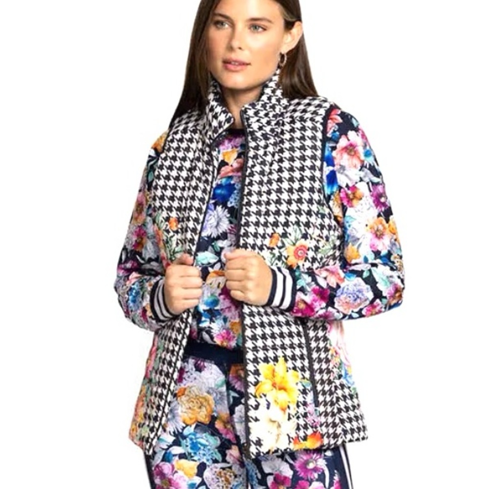 NEW Johnny Was Sasha Vest Reversible Puffer Houndstooth Floral Black White Sz M - Picture 3 of 16